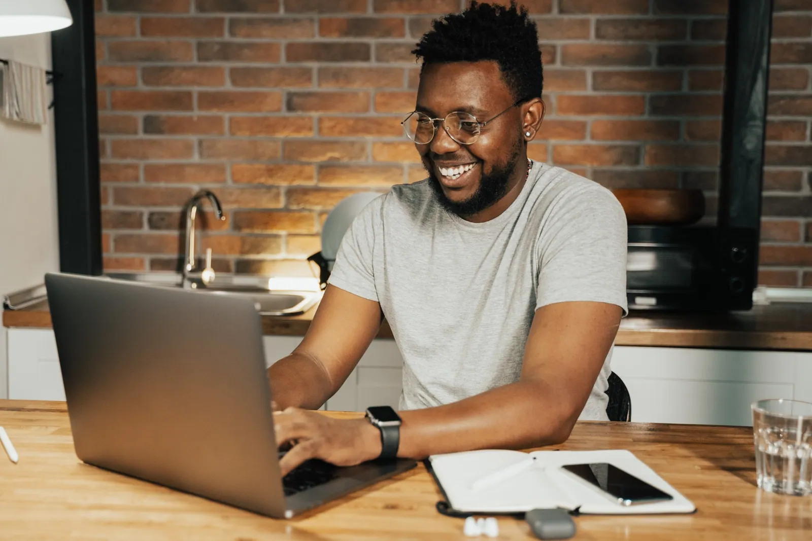 How to Become an Entrepreneur in 2021