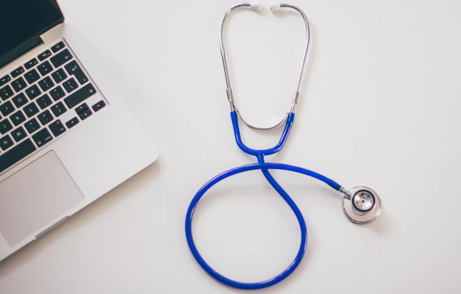 Why Hospitals Need a Mobile App
